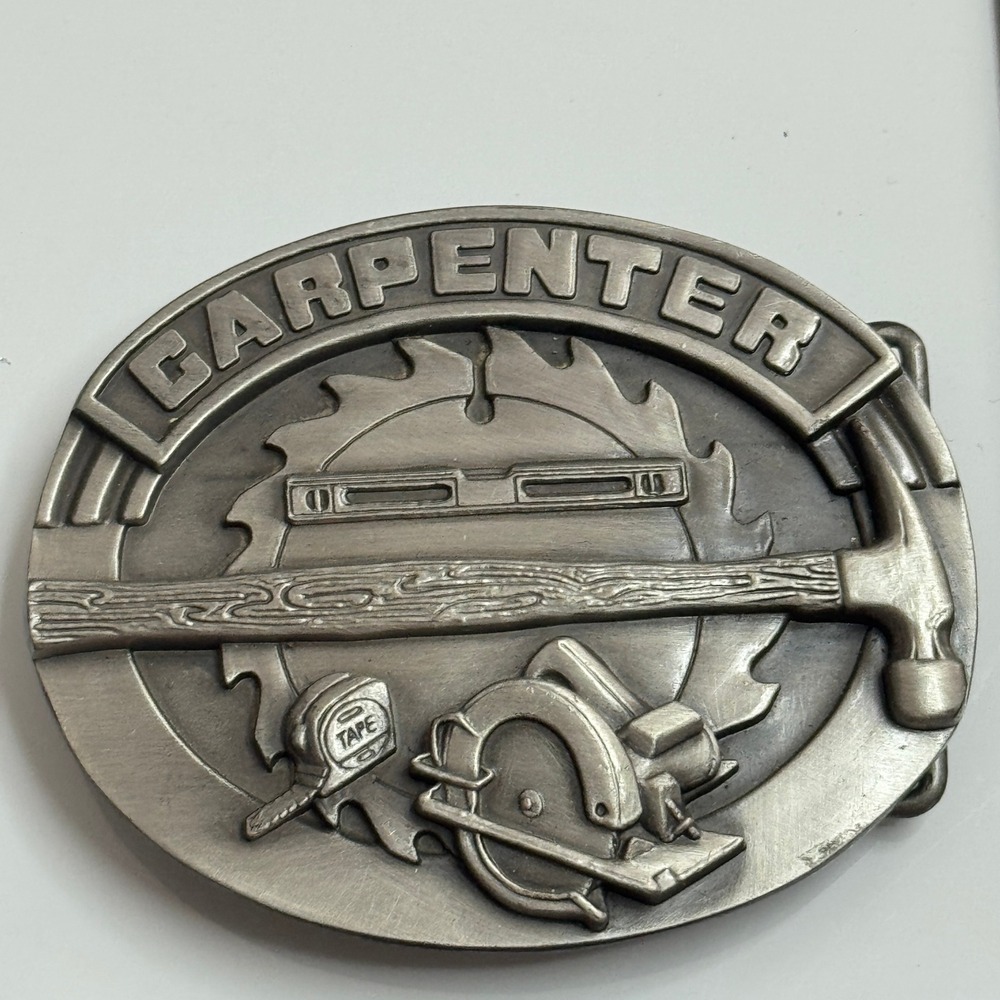 Siskiyou Carpenter Belt‎ Buckle 1991 Pewter Hammer Saw Tape Measure Tool Design